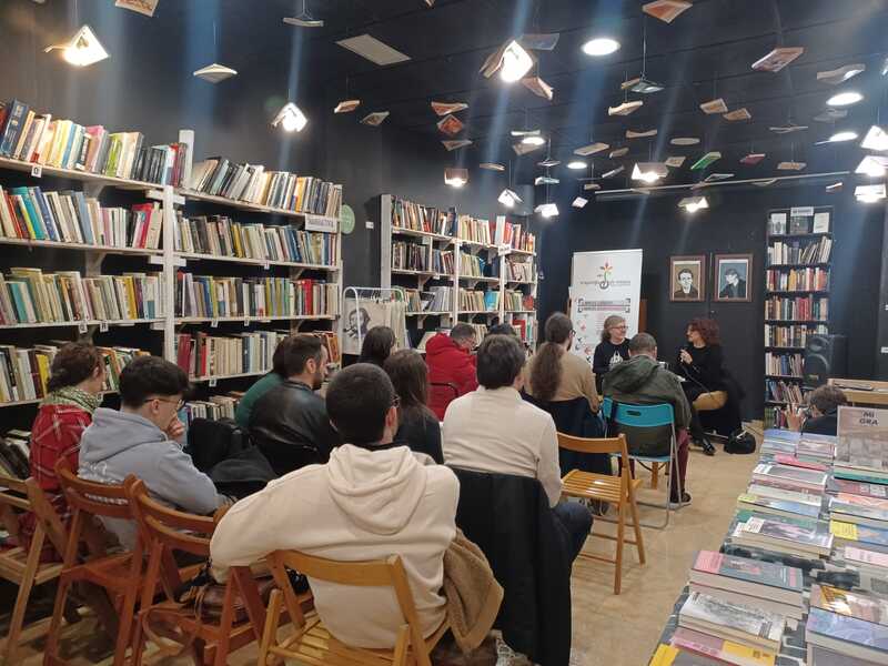 0. Elisa / Sofía., en Murcia y Alicante